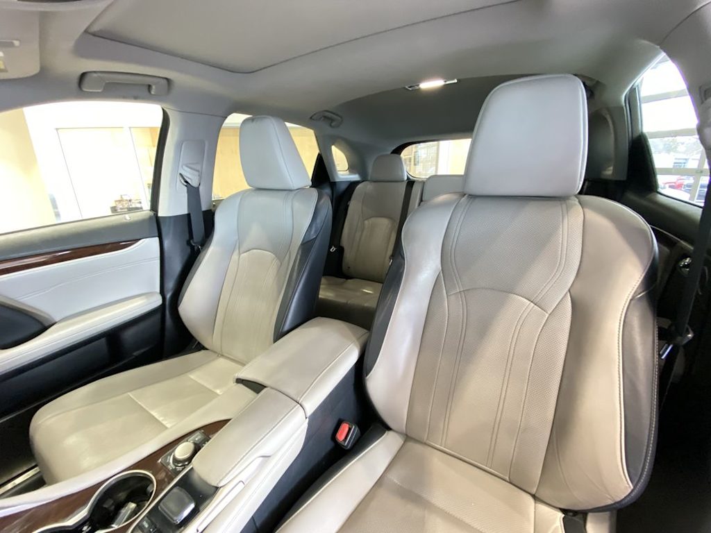 Thumbnail: 2016 Lexus RX - 11