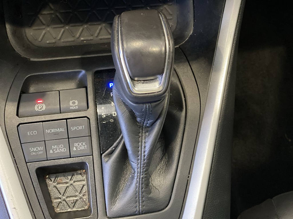Thumbnail: 2022 Toyota RAV4 - 12