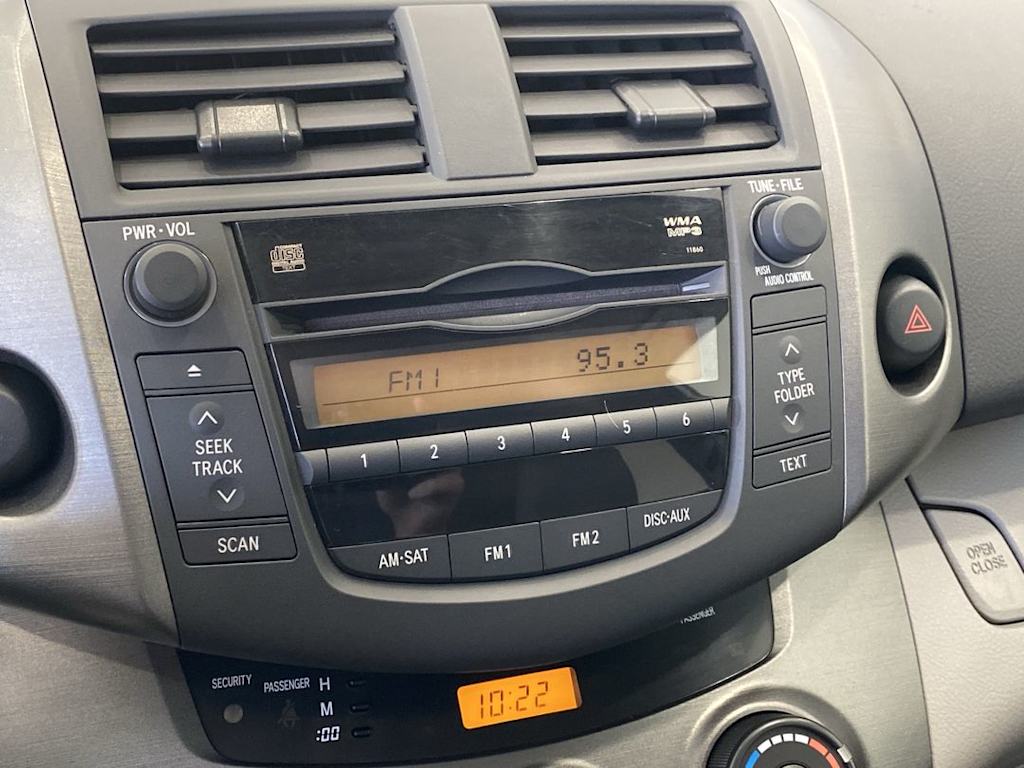 Thumbnail: 2011 Toyota RAV4 - 12