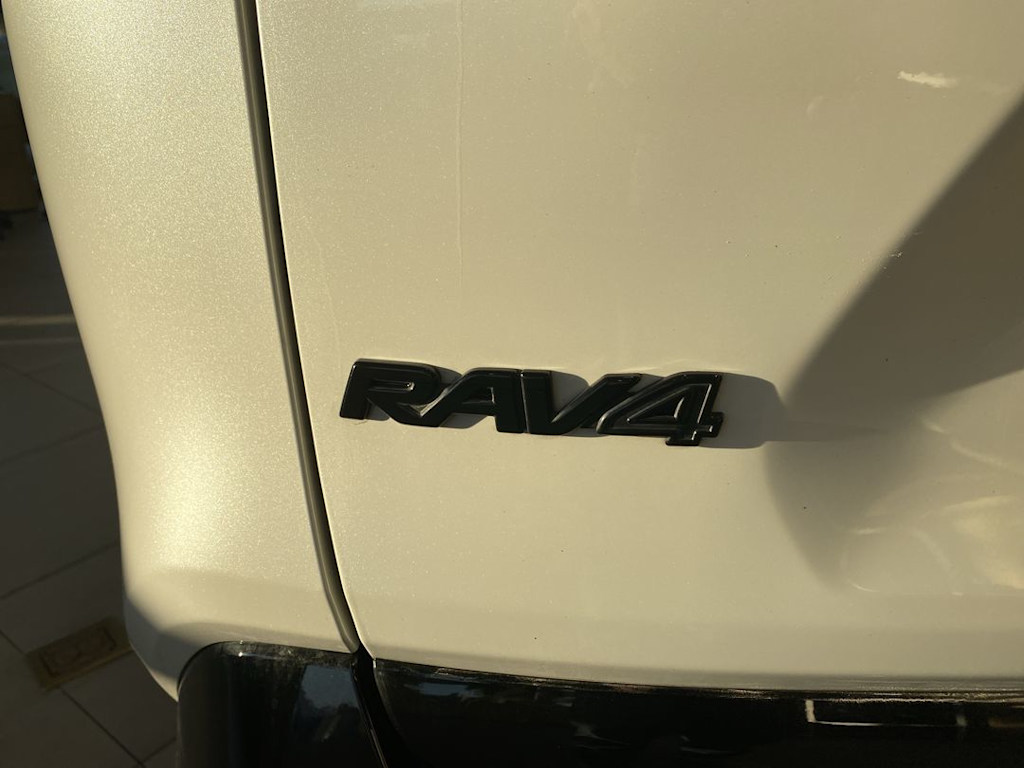 Thumbnail: 2024 Toyota RAV4 - 5