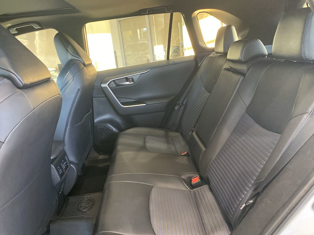 Thumbnail: 2024 Toyota RAV4 - 10