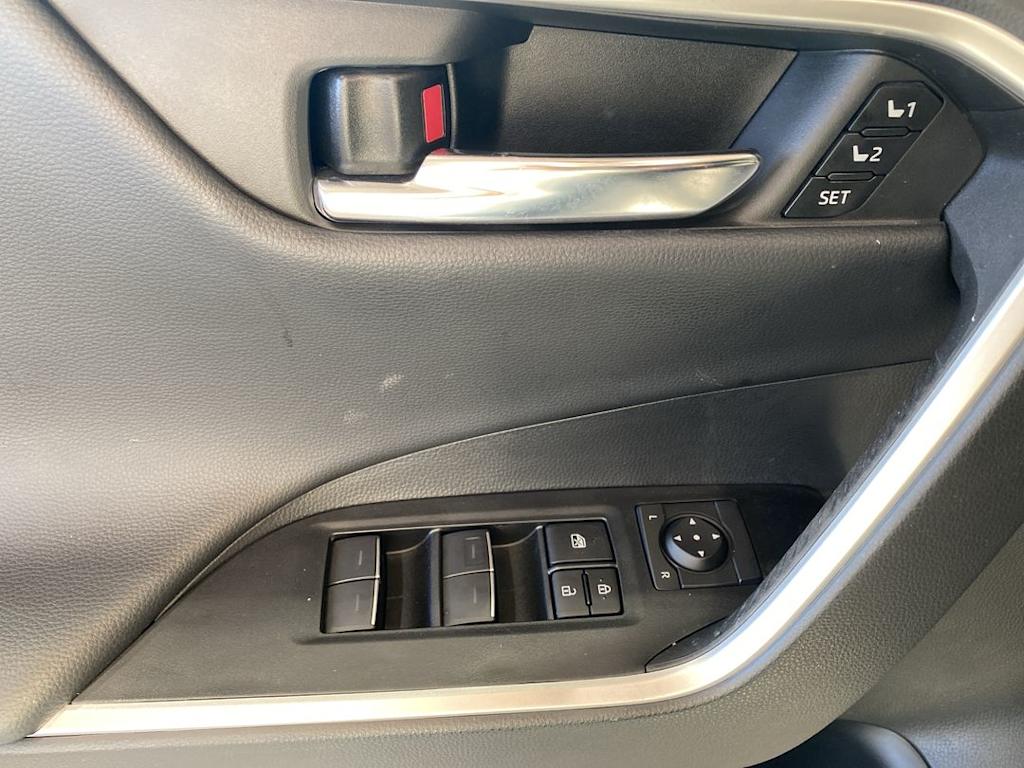 Thumbnail: 2024 Toyota RAV4 - 22