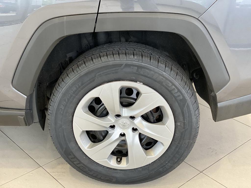 Thumbnail: 2019 Toyota RAV4 - 7