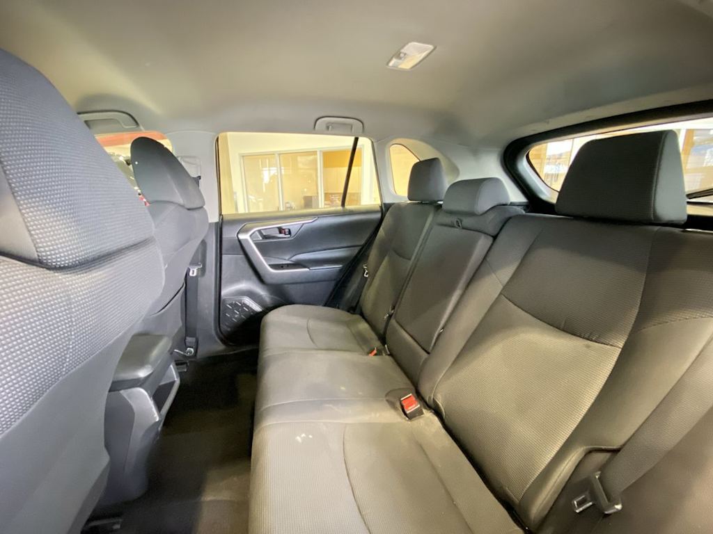 Thumbnail: 2021 Toyota RAV4 - 10
