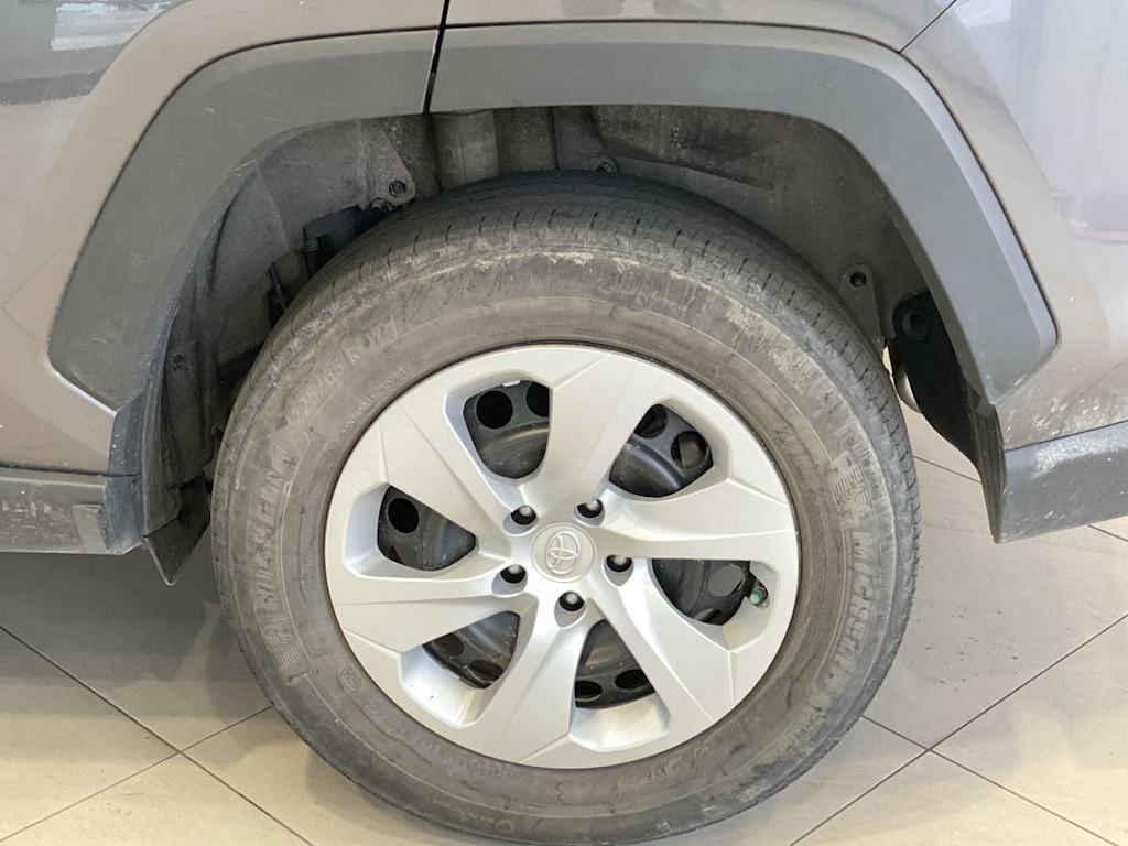 Thumbnail: 2024 Toyota RAV4 - 8