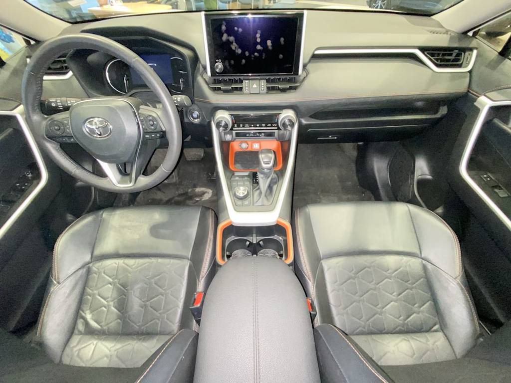 Thumbnail: 2024 Toyota RAV4 - 8