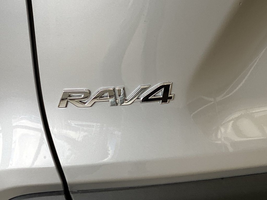 Thumbnail: 2025 Toyota RAV4 - 20