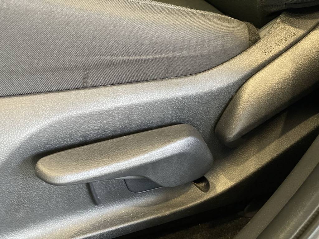 Thumbnail: 2025 Toyota RAV4 - 22