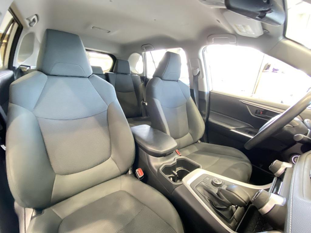 Thumbnail: 2025 Toyota RAV4 - 10