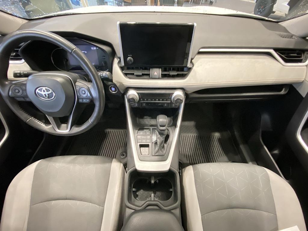 Thumbnail: 2024 Toyota RAV4 - 9