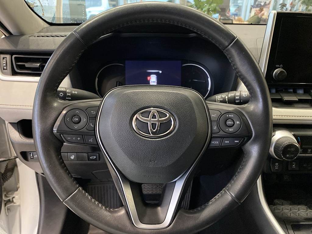 Thumbnail: 2024 Toyota RAV4 - 2