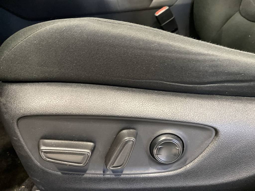 Thumbnail: 2025 Toyota RAV4 - 20