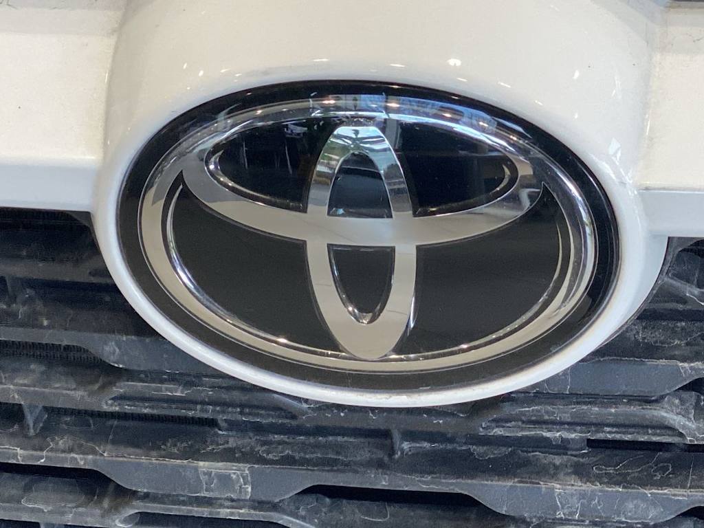 Thumbnail: 2023 Toyota RAV4 - 6
