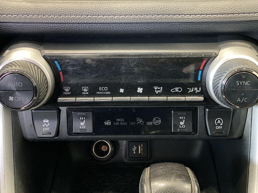 Thumbnail: 2023 Toyota RAV4 - 26