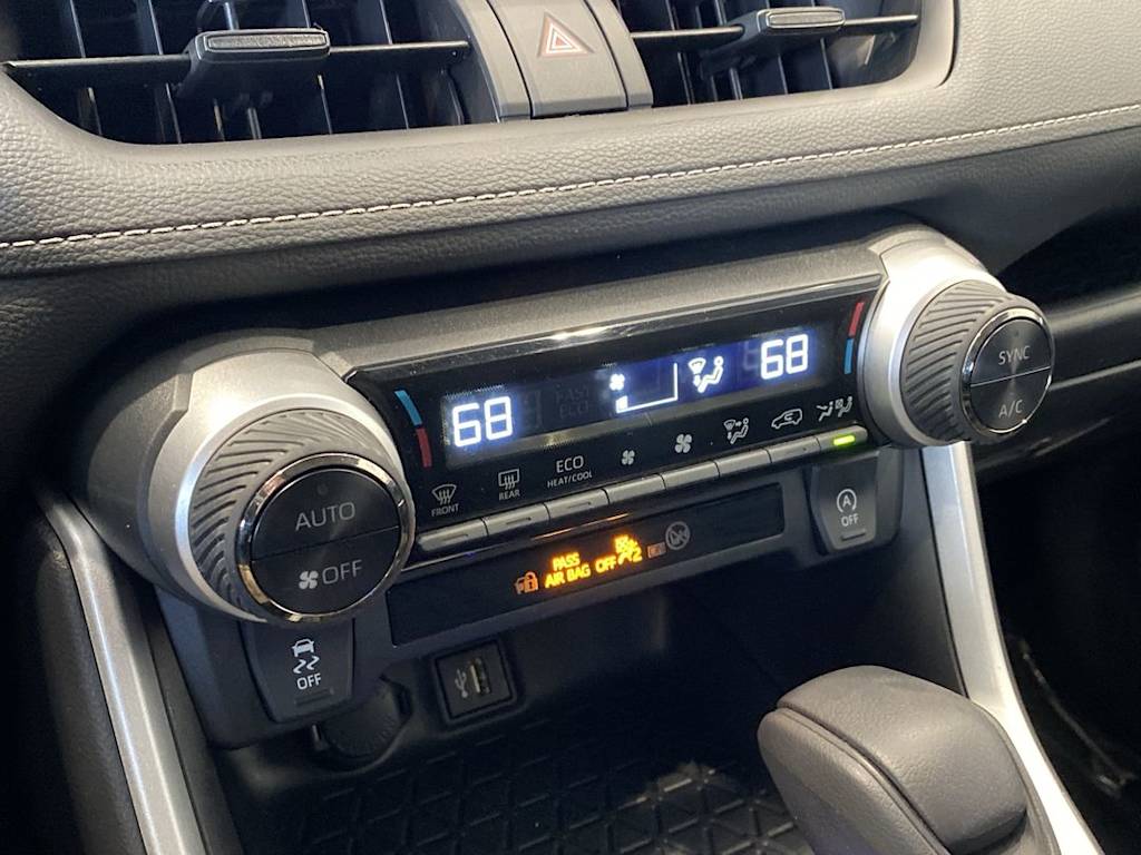 Thumbnail: 2024 Toyota RAV4 - 23