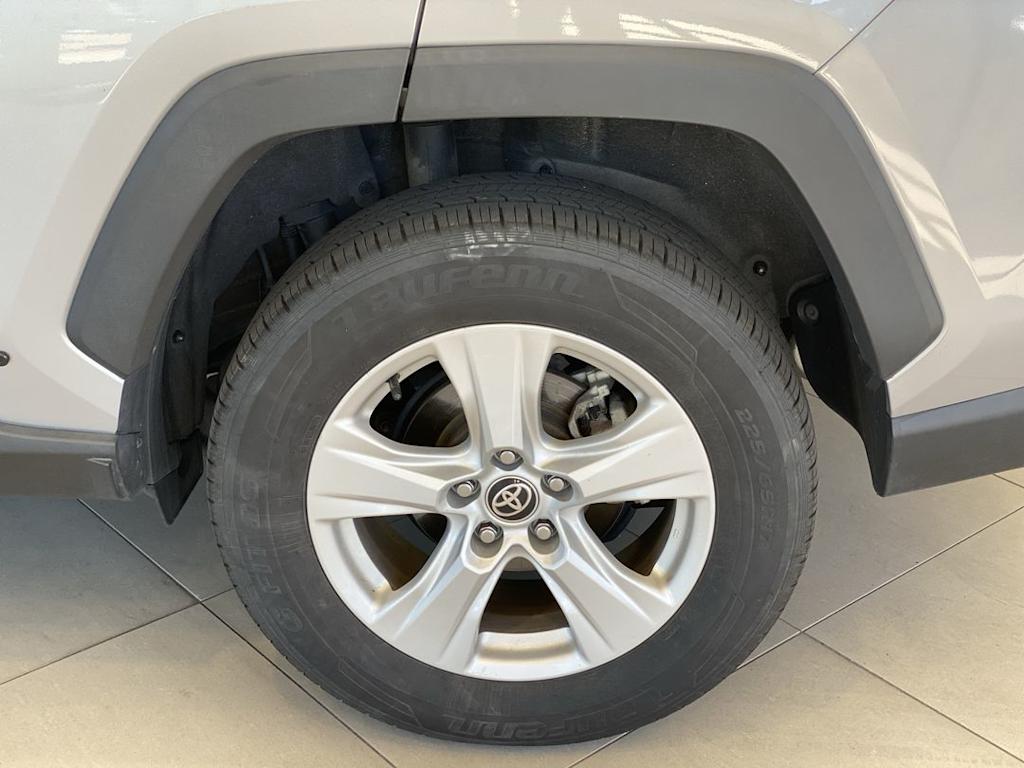 Thumbnail: 2021 Toyota RAV4 - 7