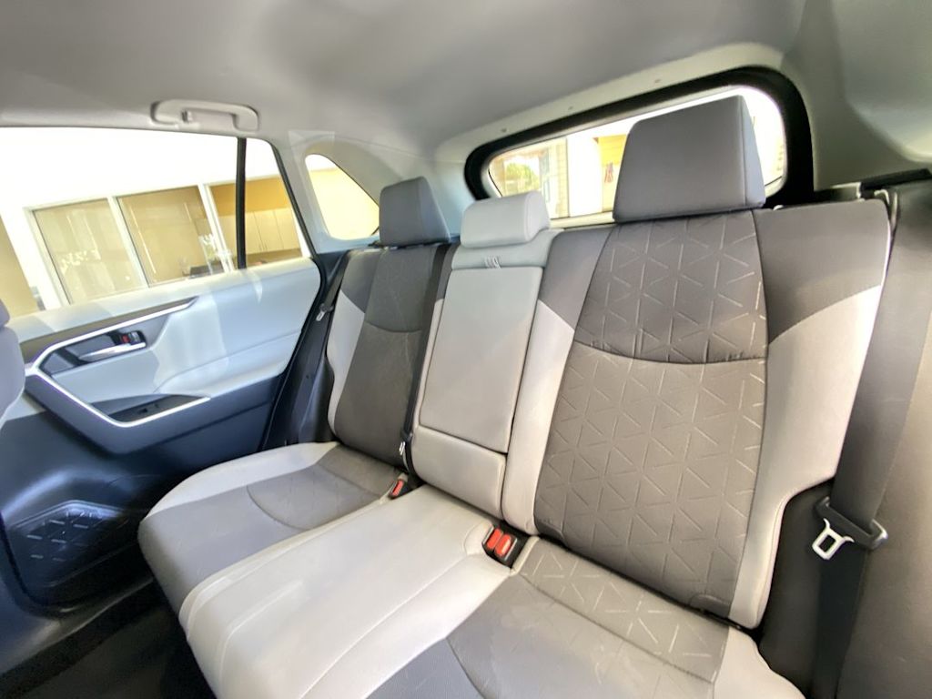Thumbnail: 2021 Toyota RAV4 - 11