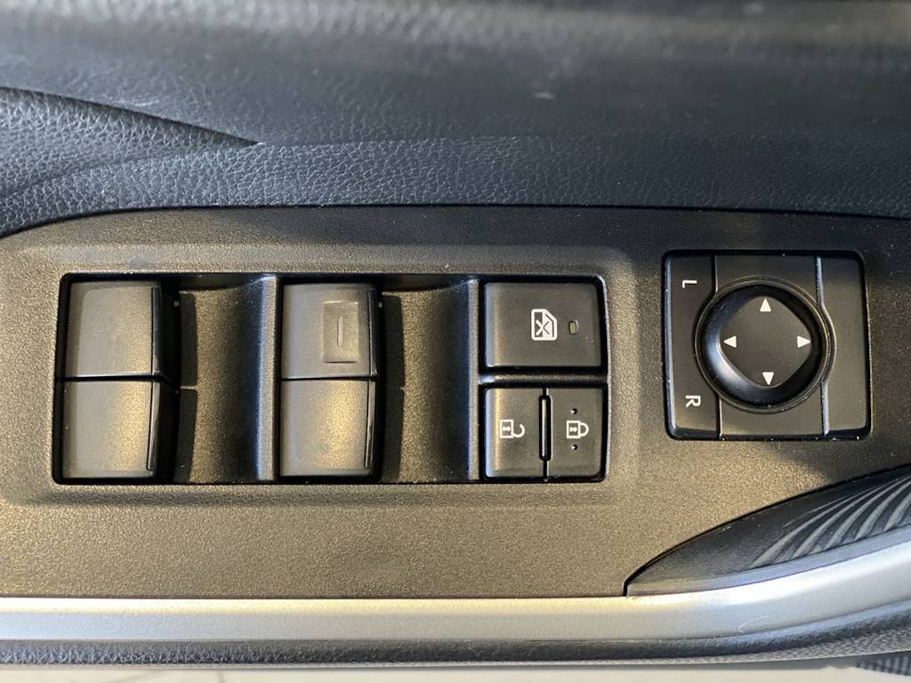 Thumbnail: 2021 Toyota RAV4 - 24