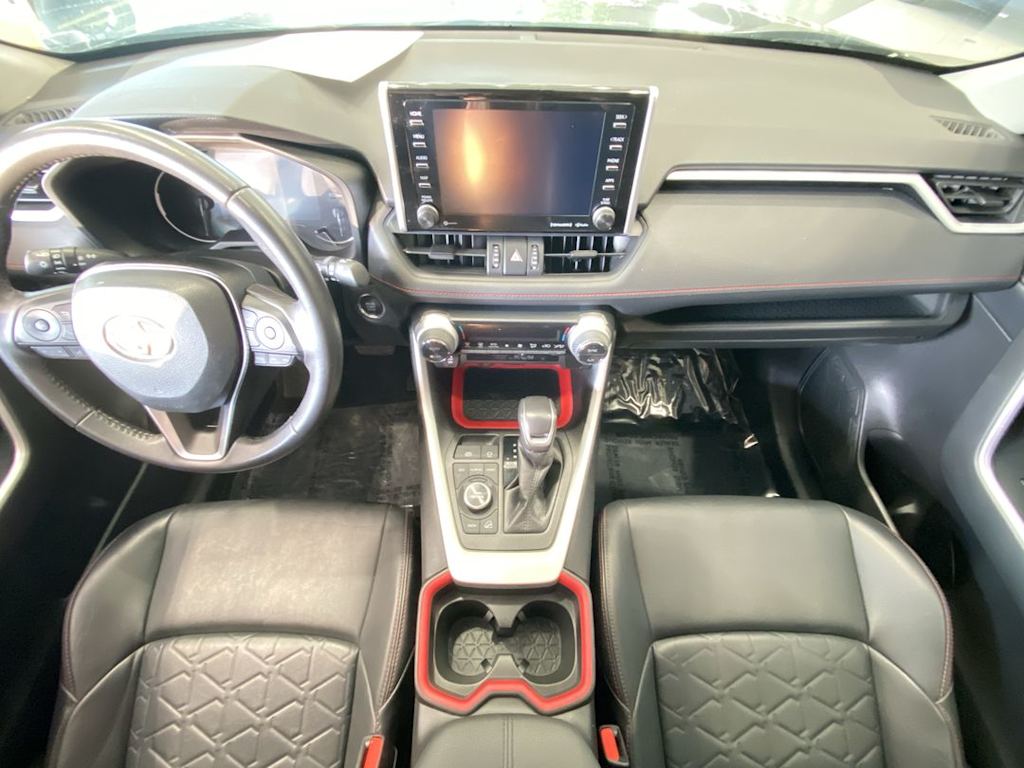 Thumbnail: 2021 Toyota RAV4 - 9