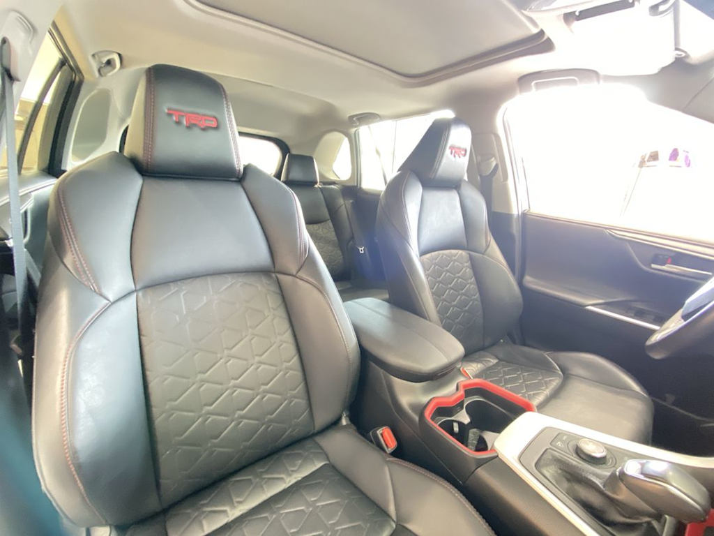 Thumbnail: 2021 Toyota RAV4 - 11