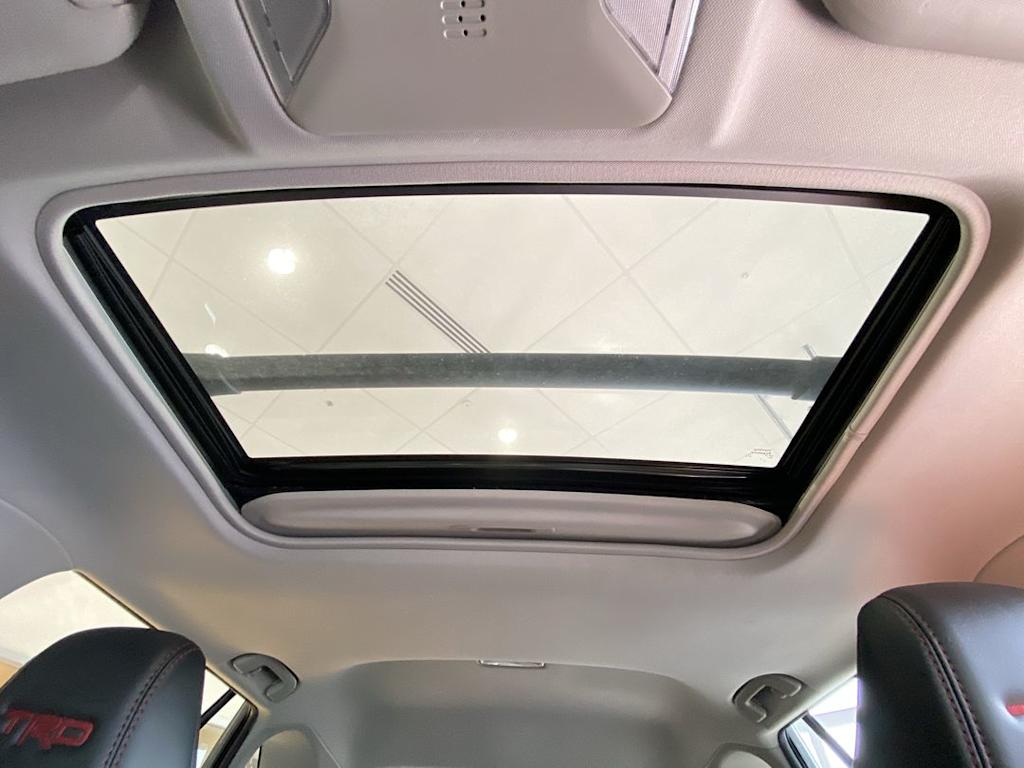 Thumbnail: 2021 Toyota RAV4 - 27