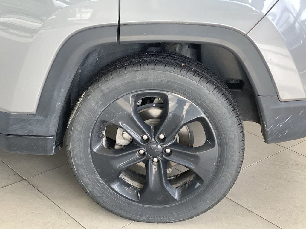 Thumbnail: 2018 Jeep Compass - 8