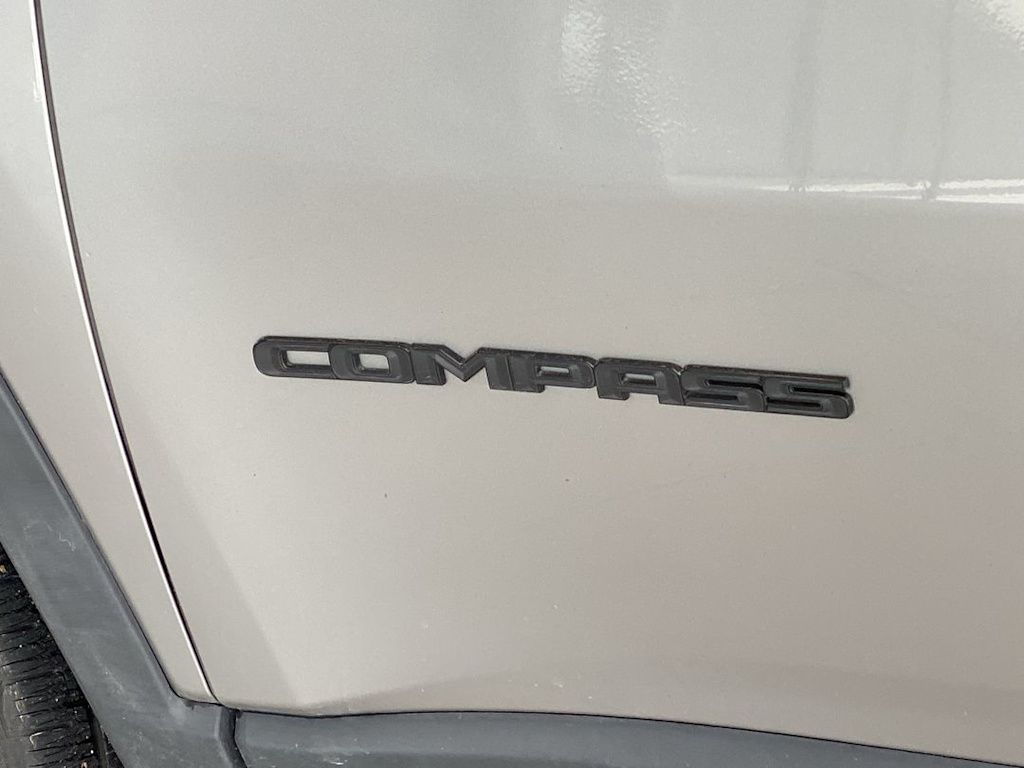 Thumbnail: 2018 Jeep Compass - 7