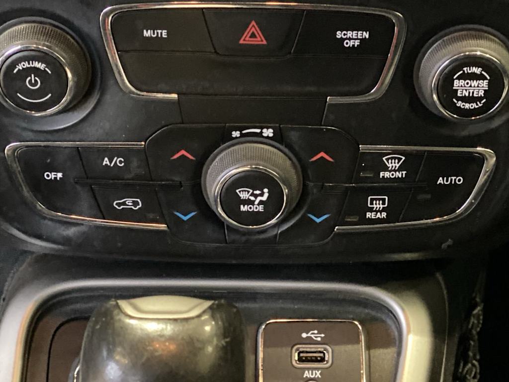 Thumbnail: 2018 Jeep Compass - 26
