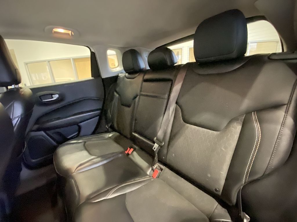 Thumbnail: 2018 Jeep Compass - 12