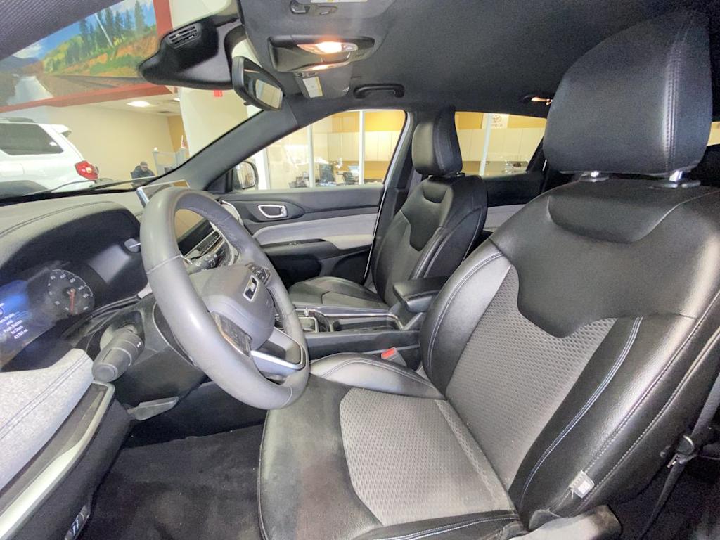 Thumbnail: 2024 Jeep Compass - 10