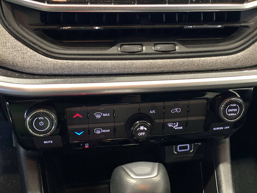 Thumbnail: 2024 Jeep Compass - 25