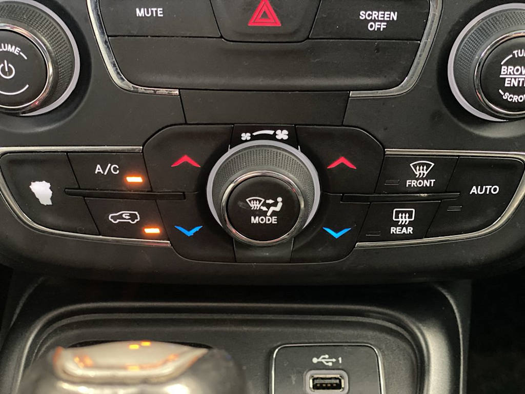 Thumbnail: 2019 Jeep Compass - 25