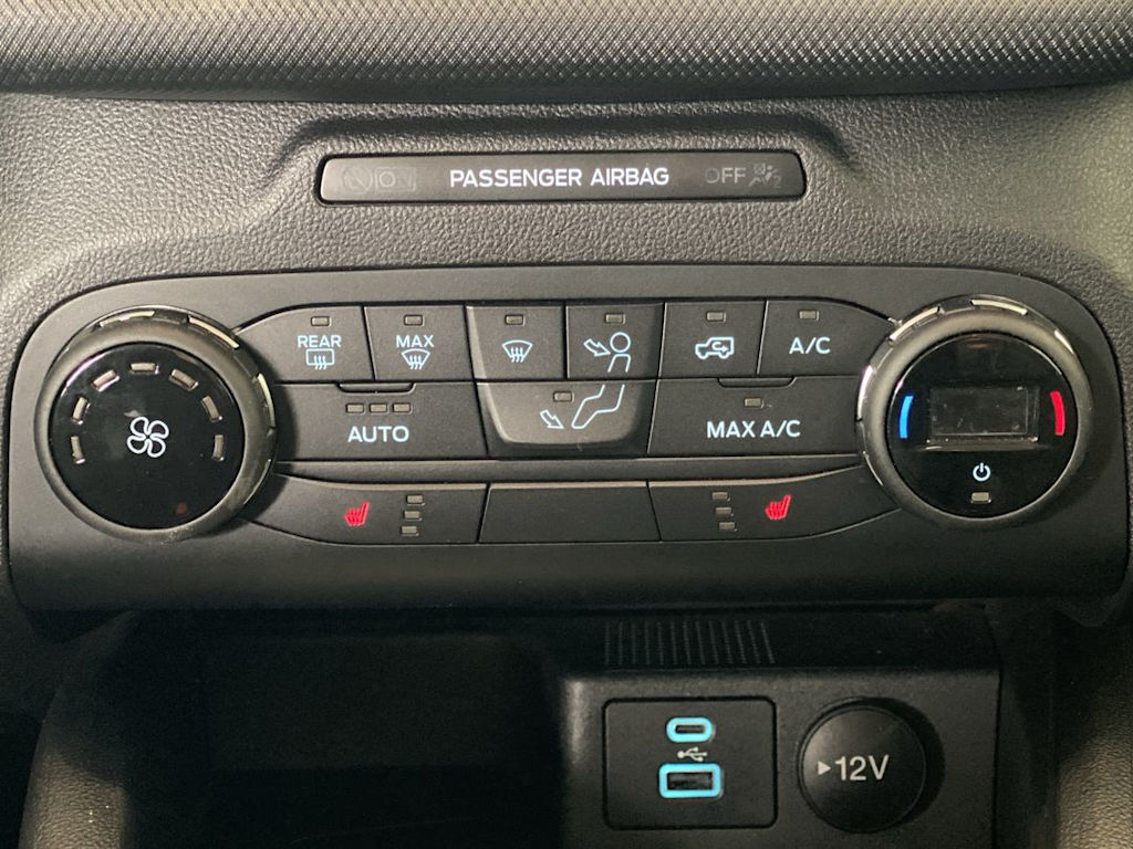 Thumbnail: 2021 Ford Bronco Sport - 24