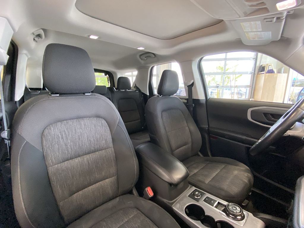 Thumbnail: 2021 Ford Bronco Sport - 11