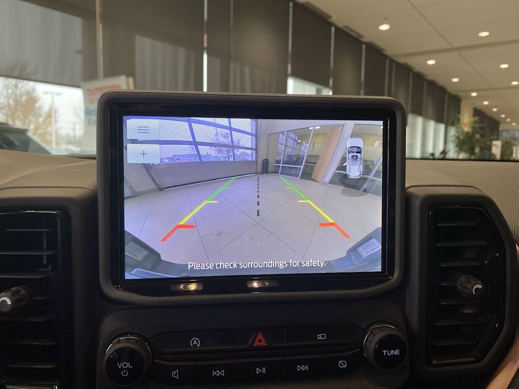 Thumbnail: 2022 Ford Bronco Sport - 23