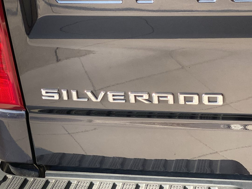 Thumbnail: 2023 Chevrolet Silverado 1500 - 21