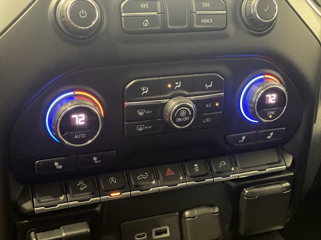 Thumbnail: 2020 Chevrolet Silverado 1500 - 25