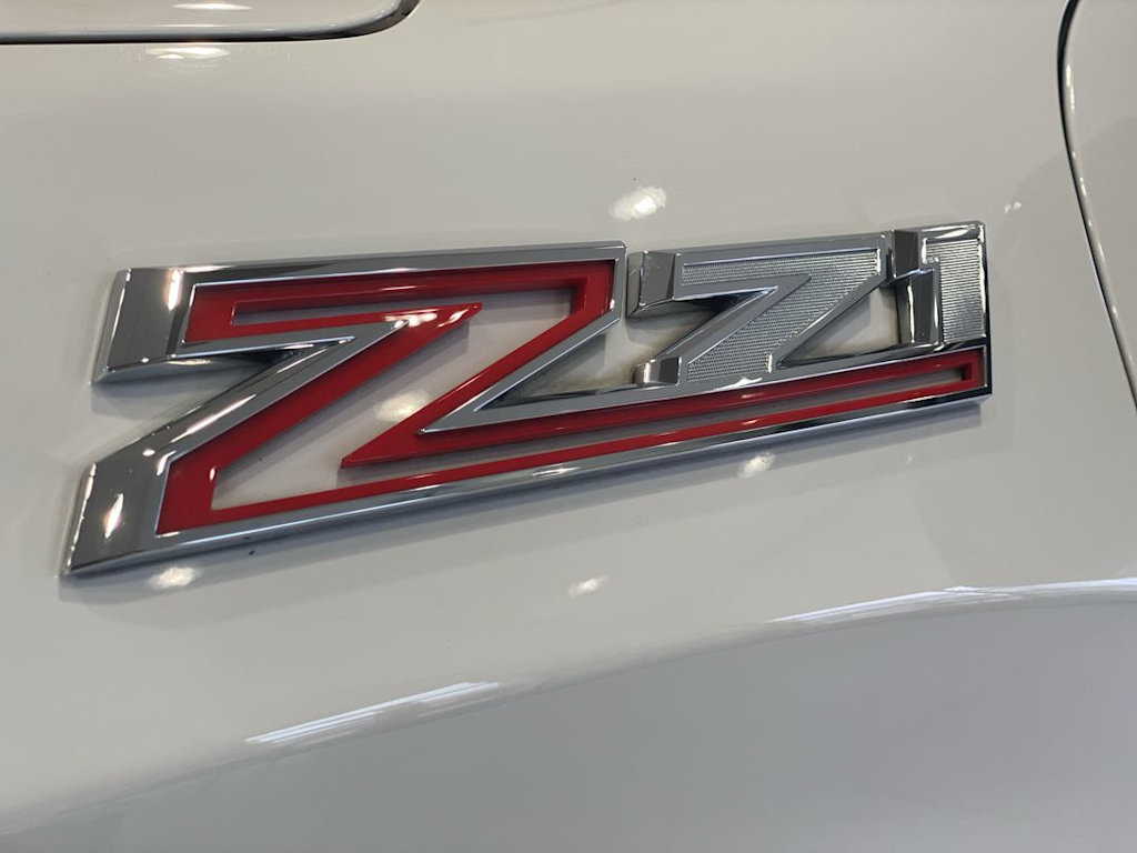 Thumbnail: 2020 Chevrolet Silverado 1500 - 19