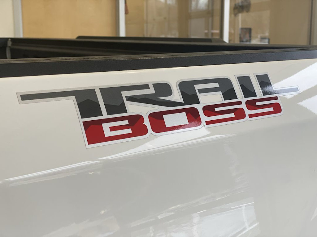 Thumbnail: 2020 Chevrolet Silverado 1500 - 20