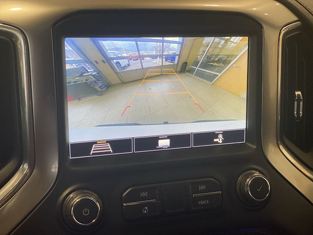 Thumbnail: 2020 Chevrolet Silverado 1500 - 24