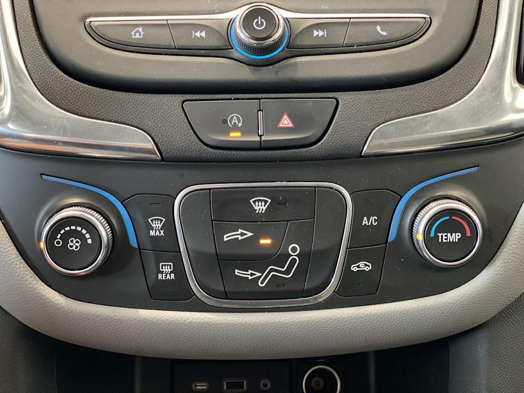 Thumbnail: 2022 Chevrolet Equinox - 26