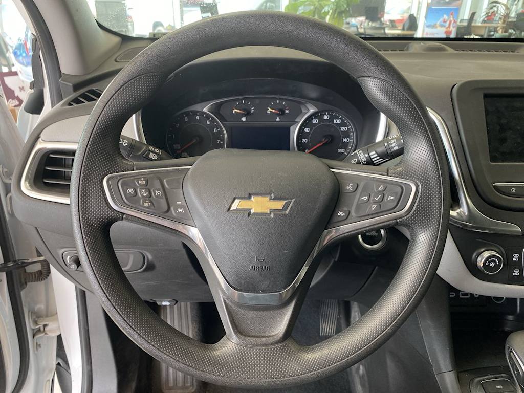 Thumbnail: 2022 Chevrolet Equinox - 2