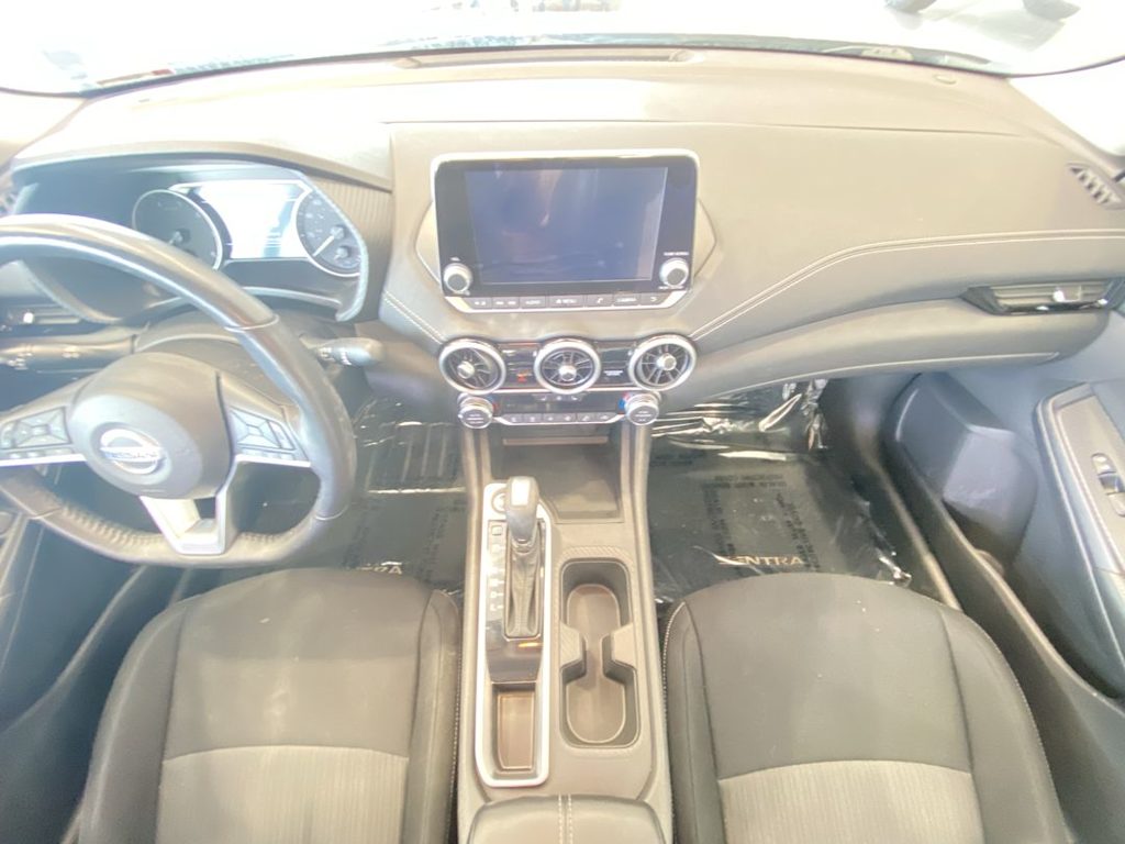 Thumbnail: 2023 Nissan Sentra - 8
