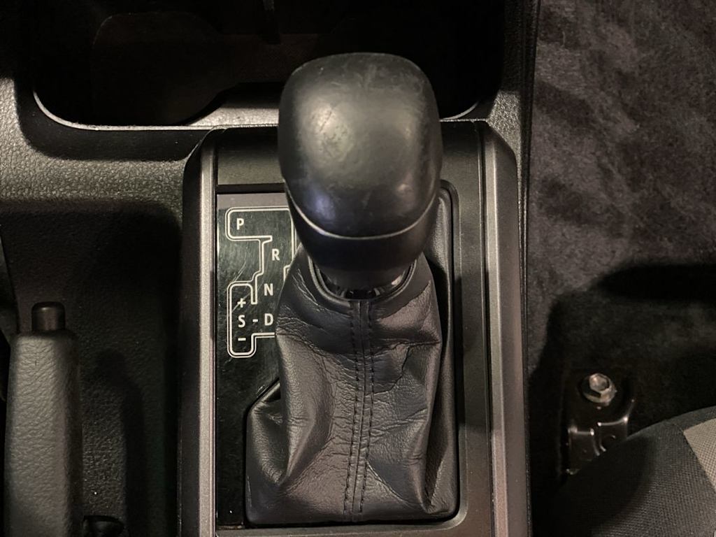 Thumbnail: 2021 Toyota Tacoma - 13