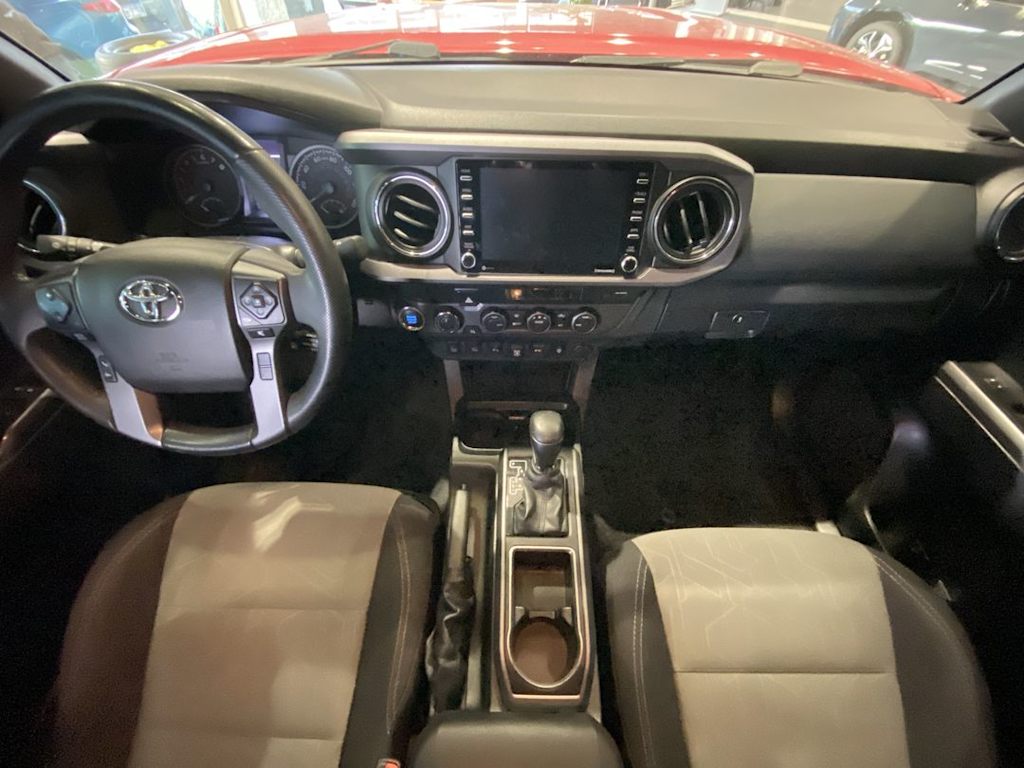 Thumbnail: 2021 Toyota Tacoma - 8