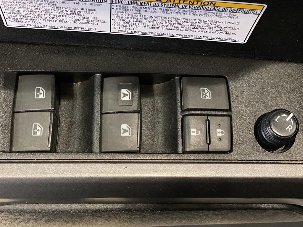 Thumbnail: 2019 Toyota Tacoma - 24