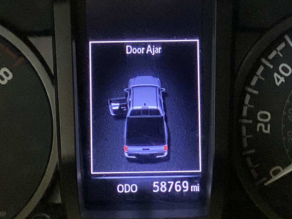 Thumbnail: 2019 Toyota Tacoma - 14