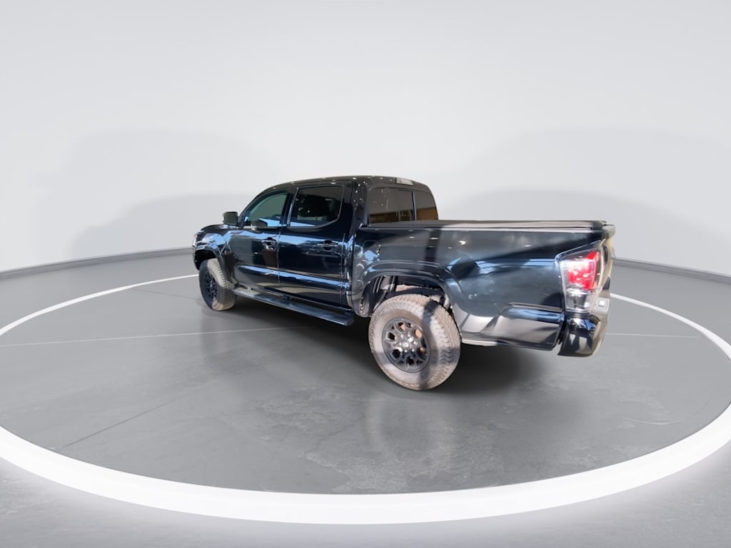 Thumbnail: 2021 Toyota Tacoma - 16