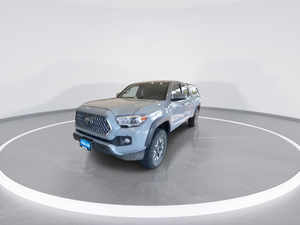 Thumbnail: 2018 Toyota Tacoma - 6