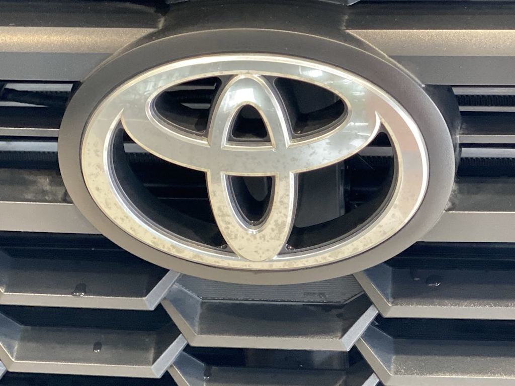 Thumbnail: 2024 Toyota Tacoma - 19